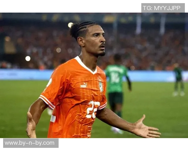 揭秘34足球明星的真实身份与辉煌成就背后的故事